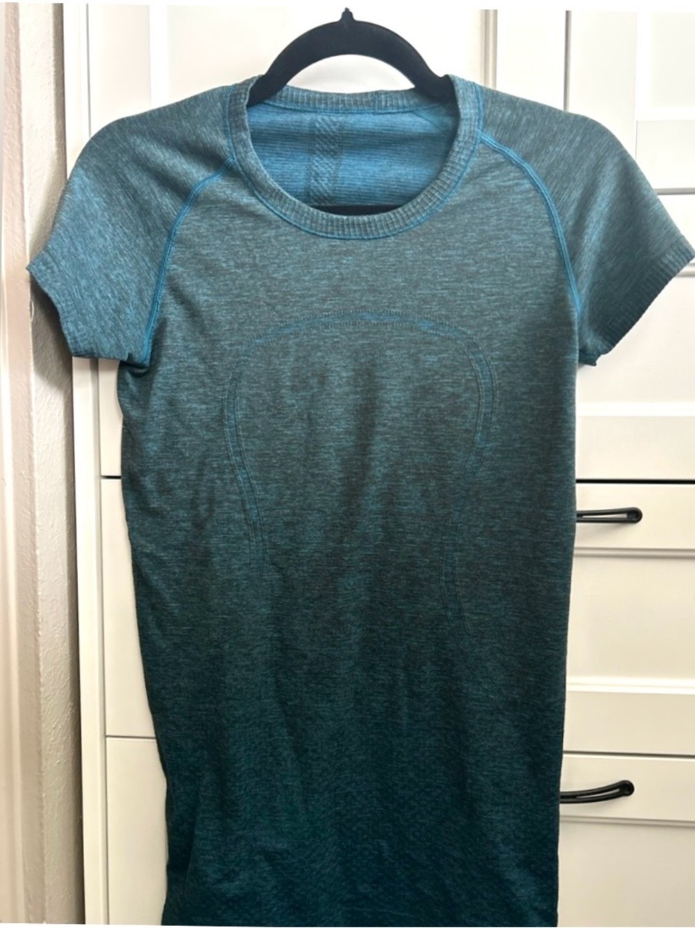 Lululemon Swiftly Tech Short Sleeve T Shirt size 8 Heathered Teal Green